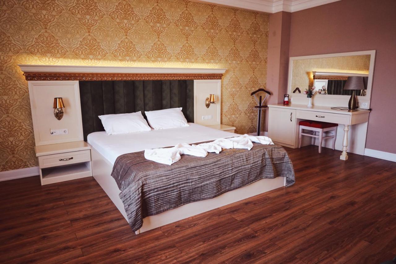 Nafron Hotel Πρίζρεν Εξωτερικό φωτογραφία