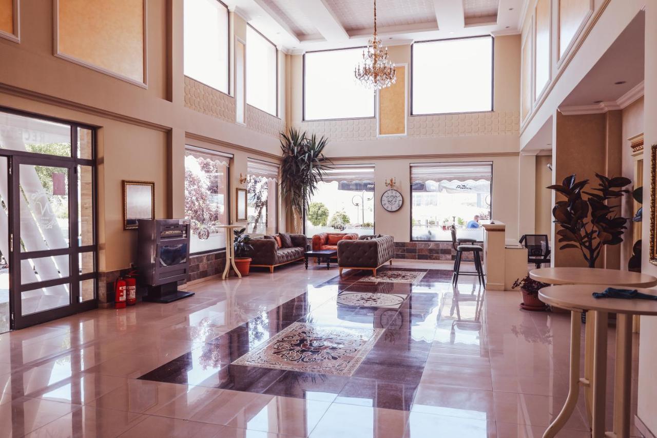 Nafron Hotel Πρίζρεν Εξωτερικό φωτογραφία