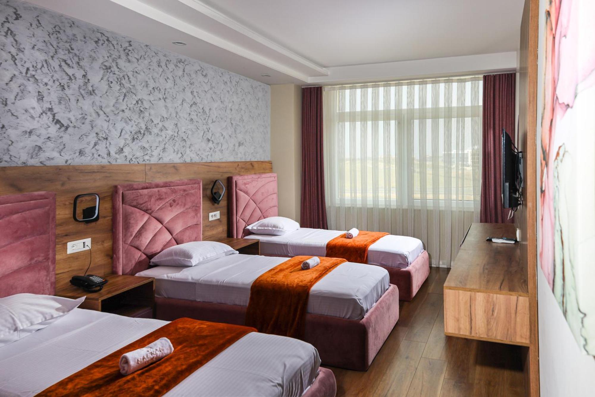 Nafron Hotel Πρίζρεν Εξωτερικό φωτογραφία